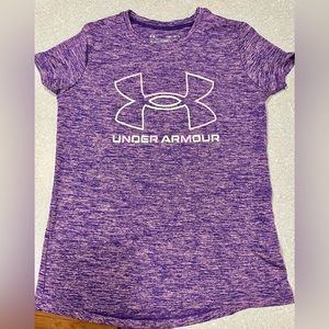 Under Armour girls shirt size youth medium